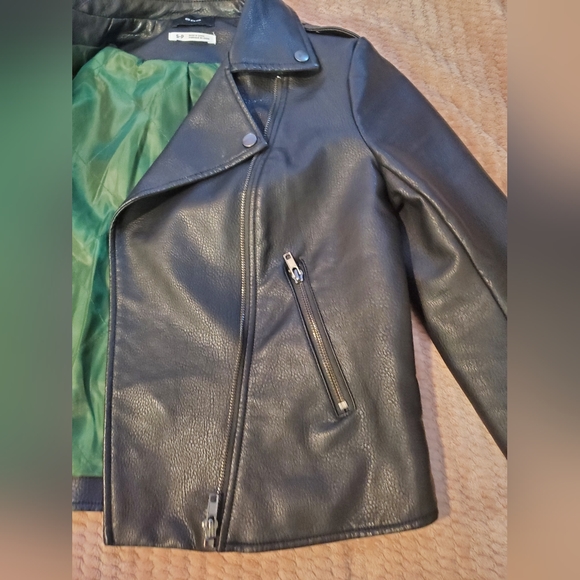 BDG black fuax leather biker jacket size small - Picture 5 of 8